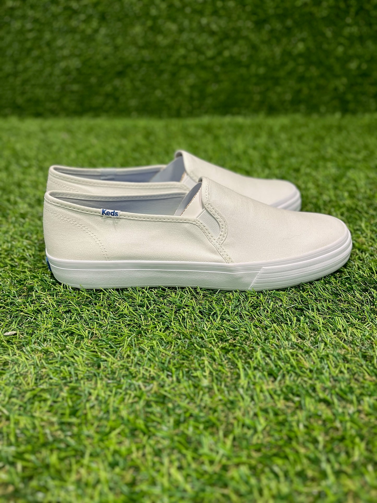 Keds White Size 11