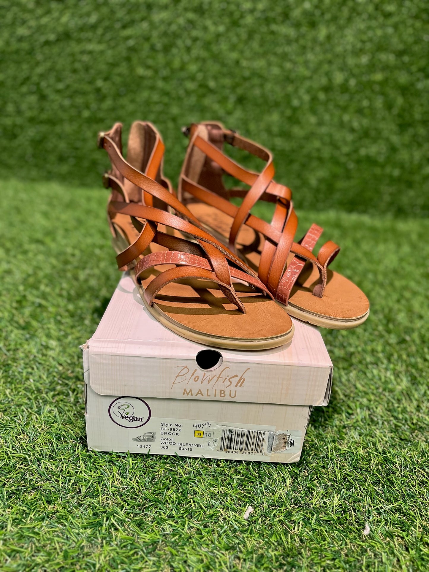 BLOWFISH SANDAL BROWN SIZE 10