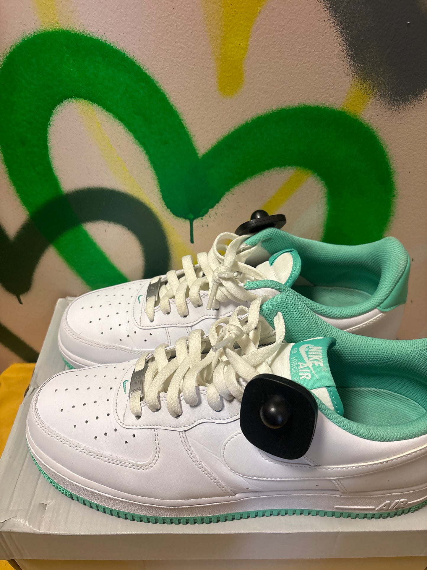 Nike Air Force 1 '07 Men's Shoes in the "White Light Menta" colorway Woman’s 12.5 Men’s 11