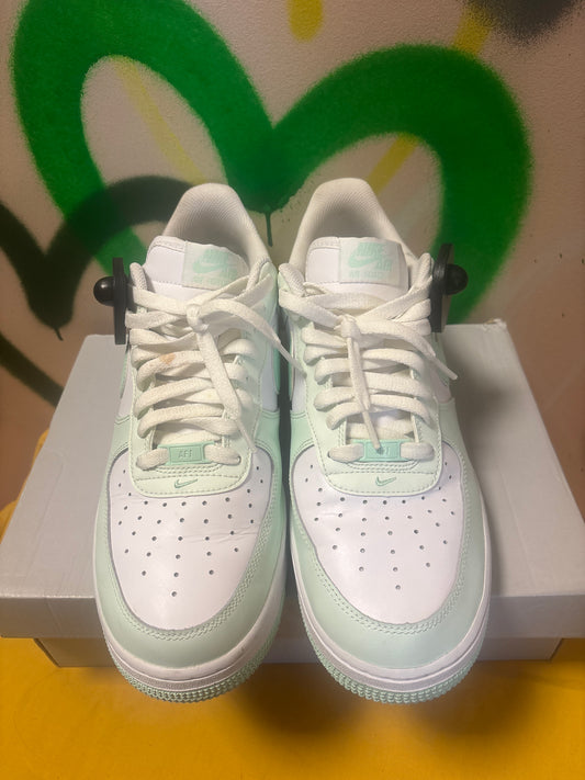 Nike Air Force 1 Low '07 in the "Barely Green/Mint Foam" colorway Woman’s 12.5 Men’s 11