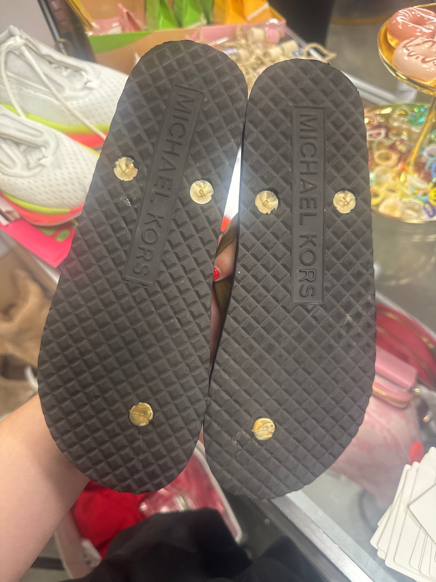 MK FLIP FLOPS WOMENS 8