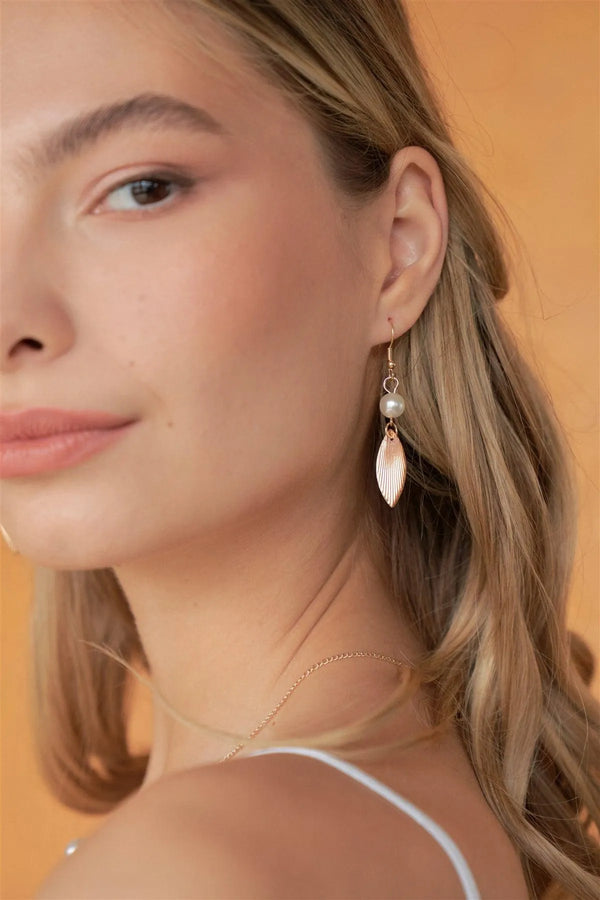 Goldy Feather Drop Earrings