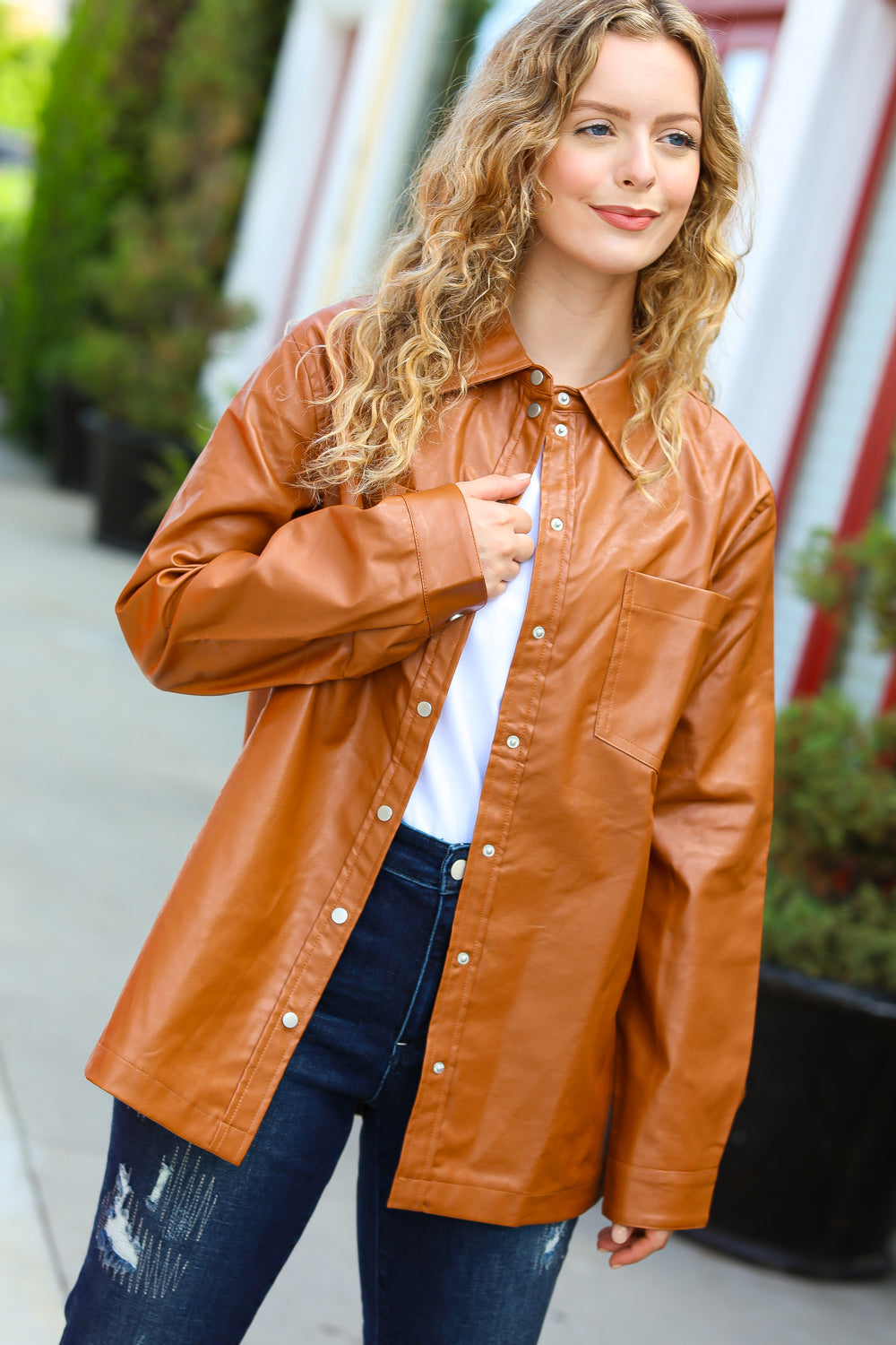 RUSTY VEGAN LEATHER SNAP BUTTON JACKET