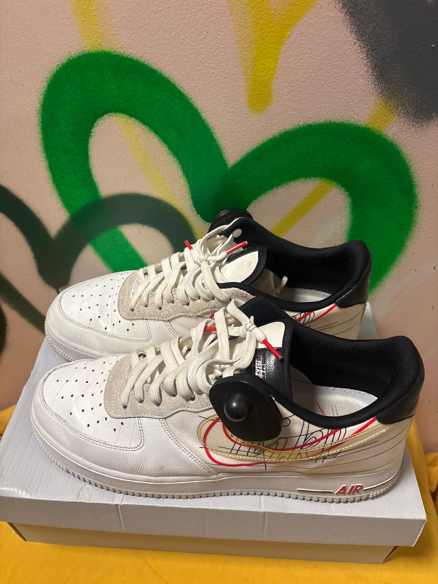 Nike Air Force 1 Low 'Script Swoosh' sneaker Womens 13 Men’s 11.5