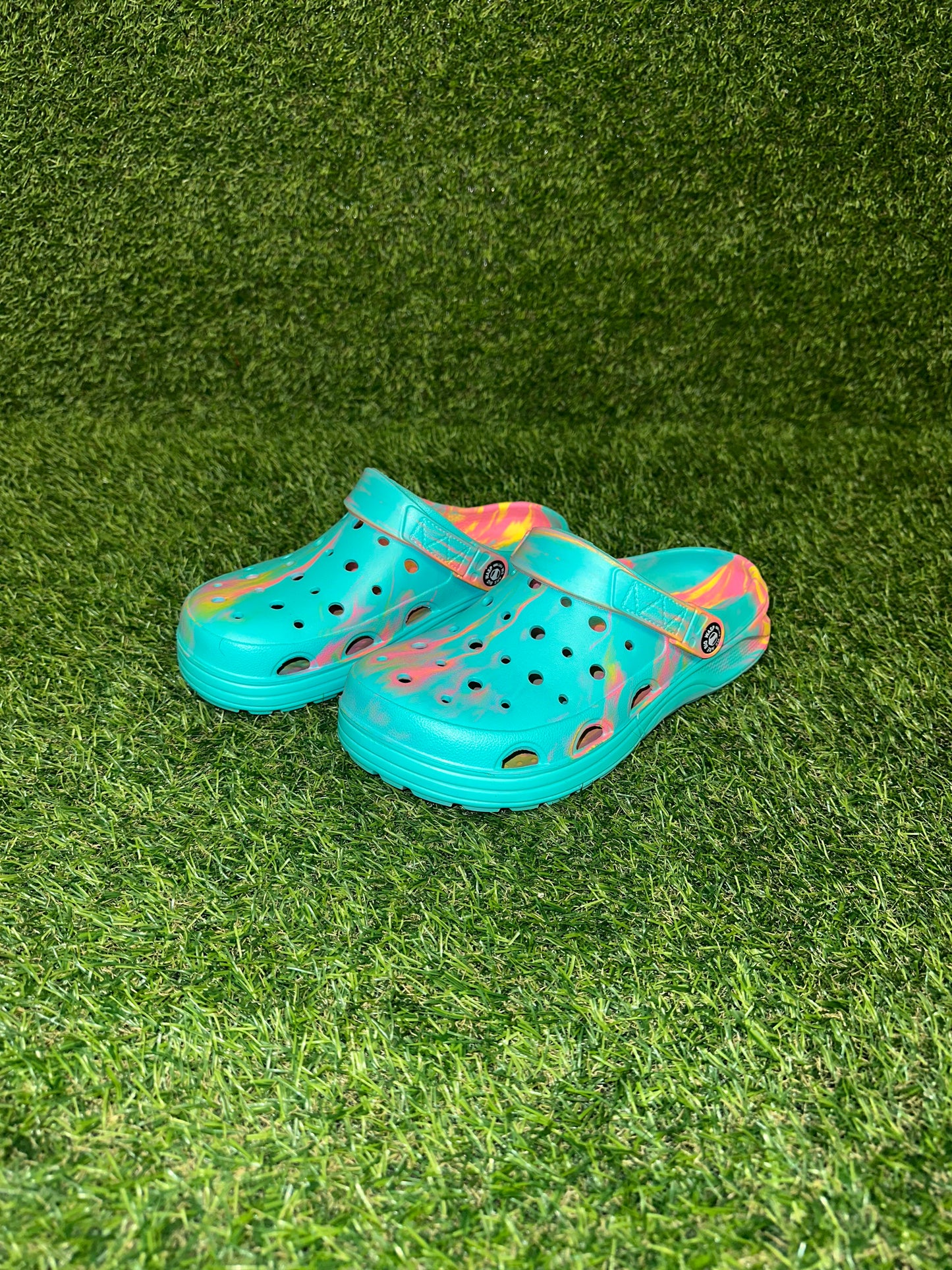 CROCS BLUE PINK YELLOW SIZE 7W/9M