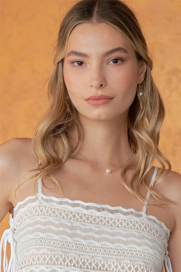 Goldy Feather Drop Earrings