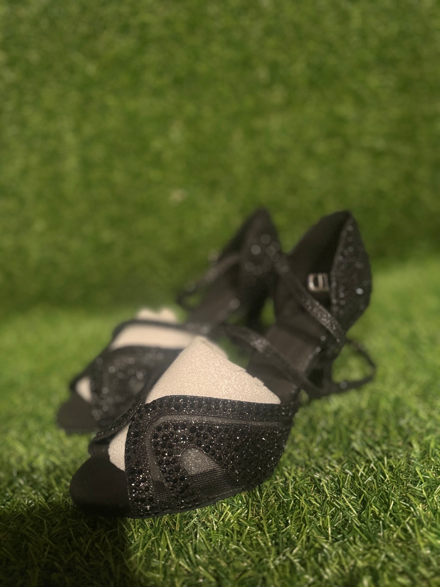 SWDZM BLACK JEWEL SUEDE HEEL SIZE 8.5