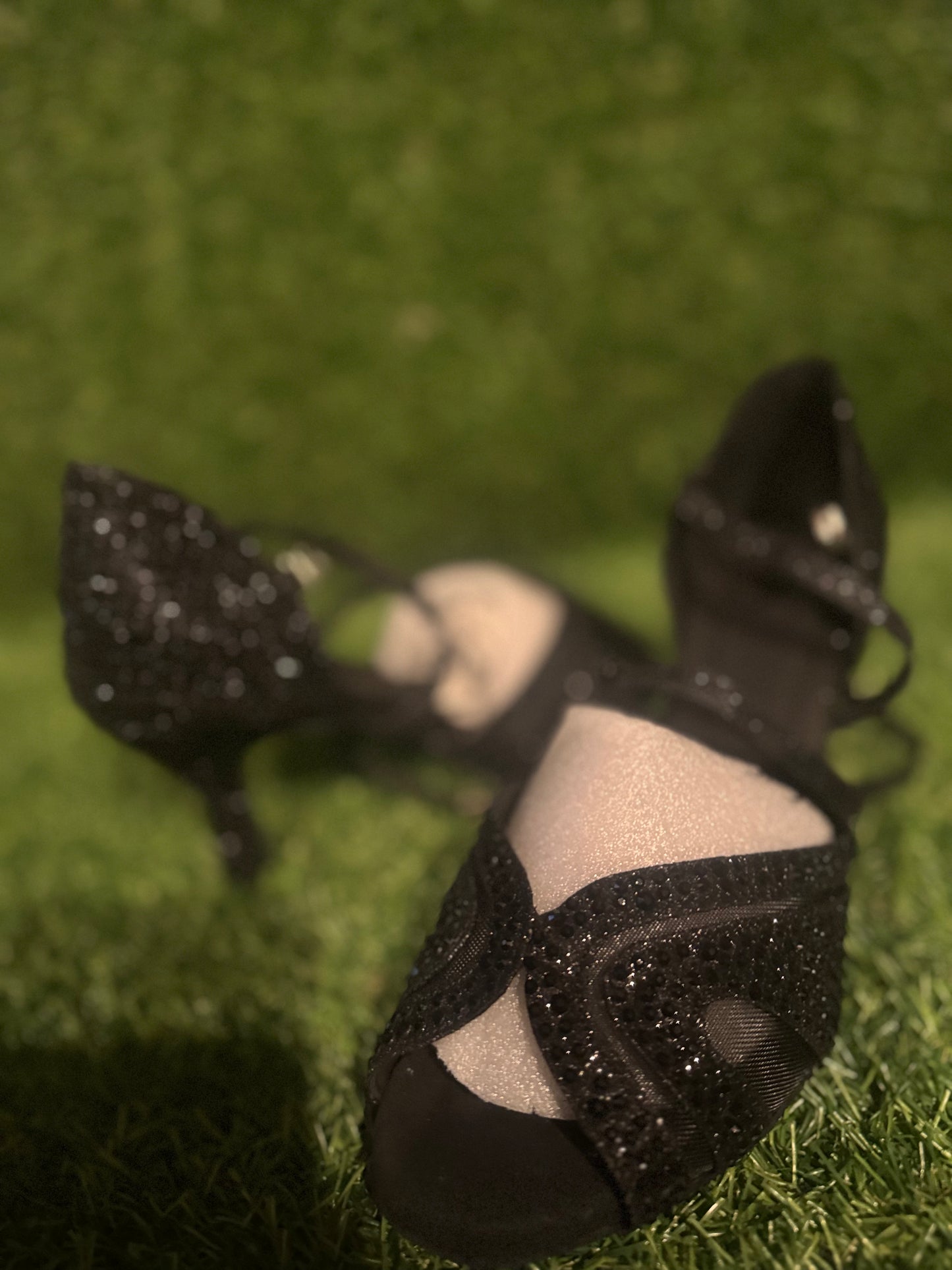 SWDZM BLACK JEWEL SUEDE HEEL SIZE 8.5