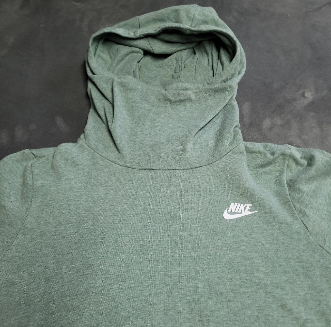 Nike Running Medium Skateboard BMX Swoosh Long Neck
Hoodie LARGE