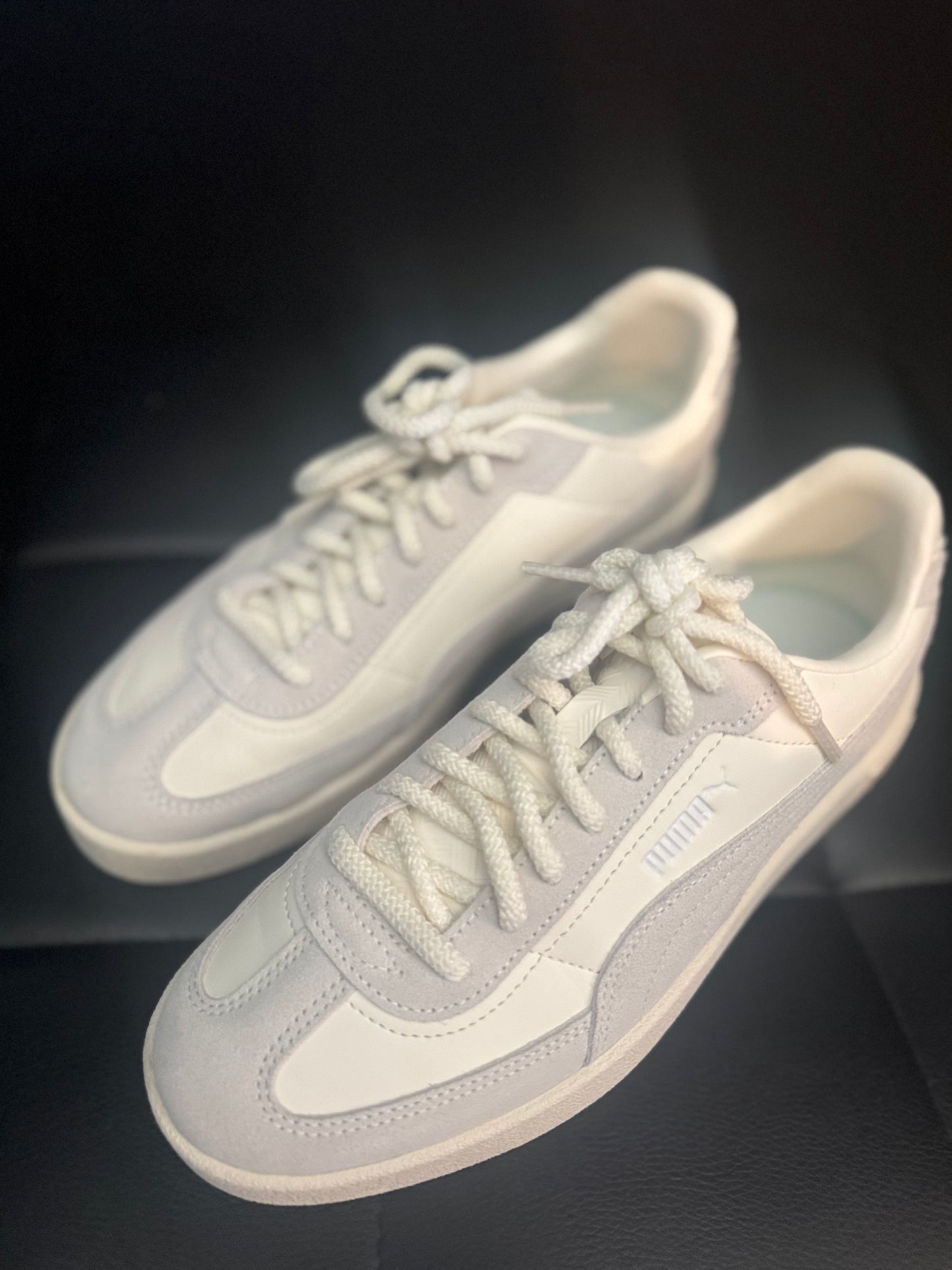 PUMA WOMENS CLUB II ERA WARM ME UP SIZE 8.5