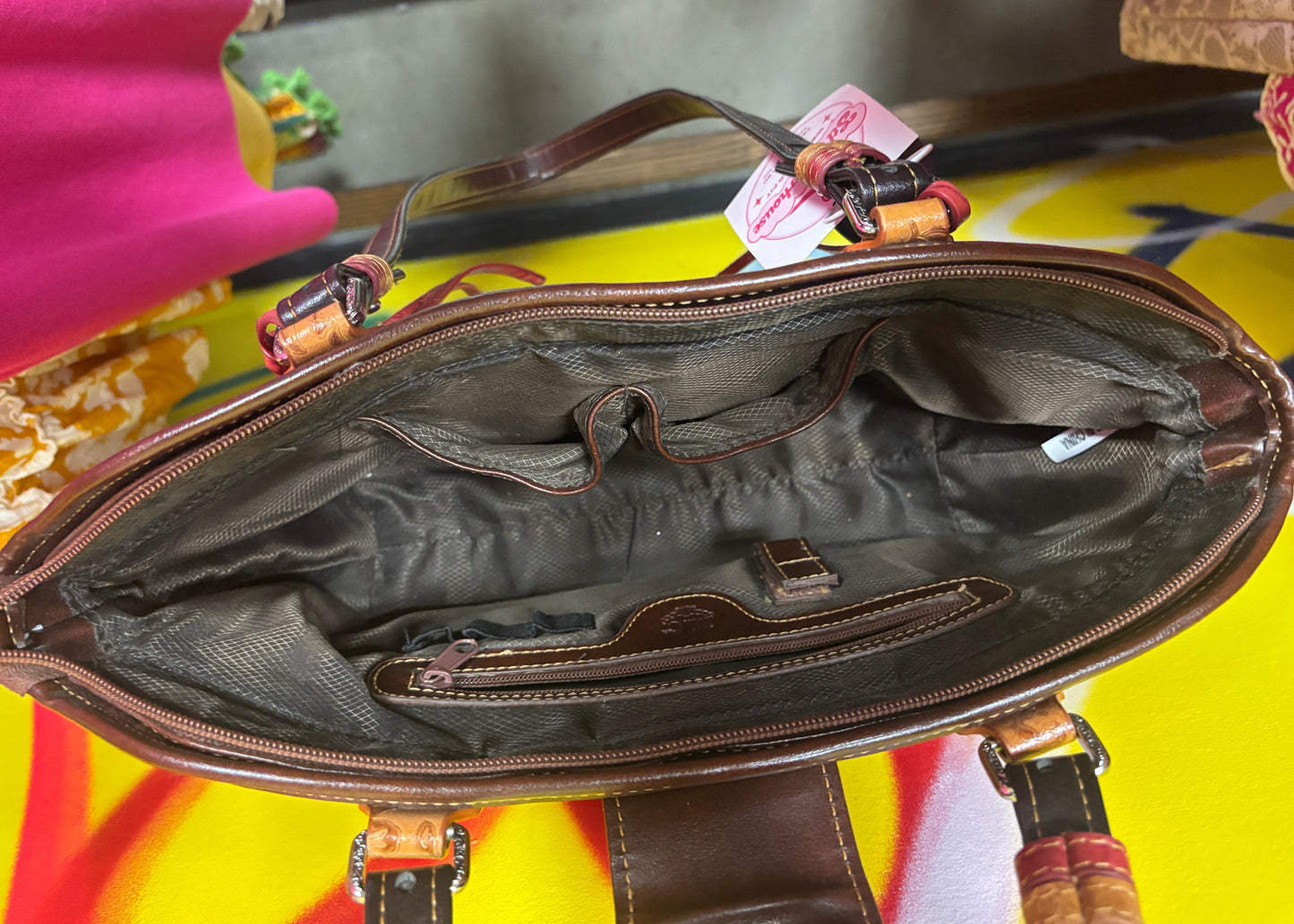 Vintage M.C Marc Chantal shoulder bag - Wallet is included