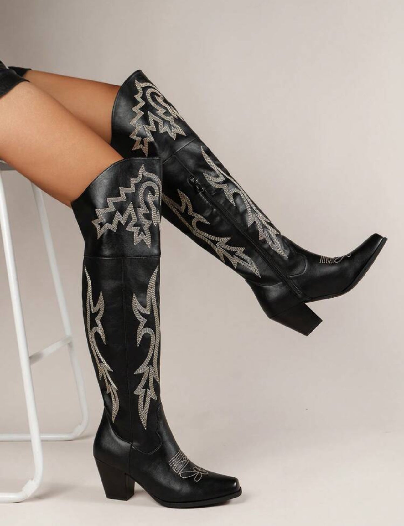 WESTERN EMBROIDED KNEE HIGH RETRO COWGIRL BOOTS