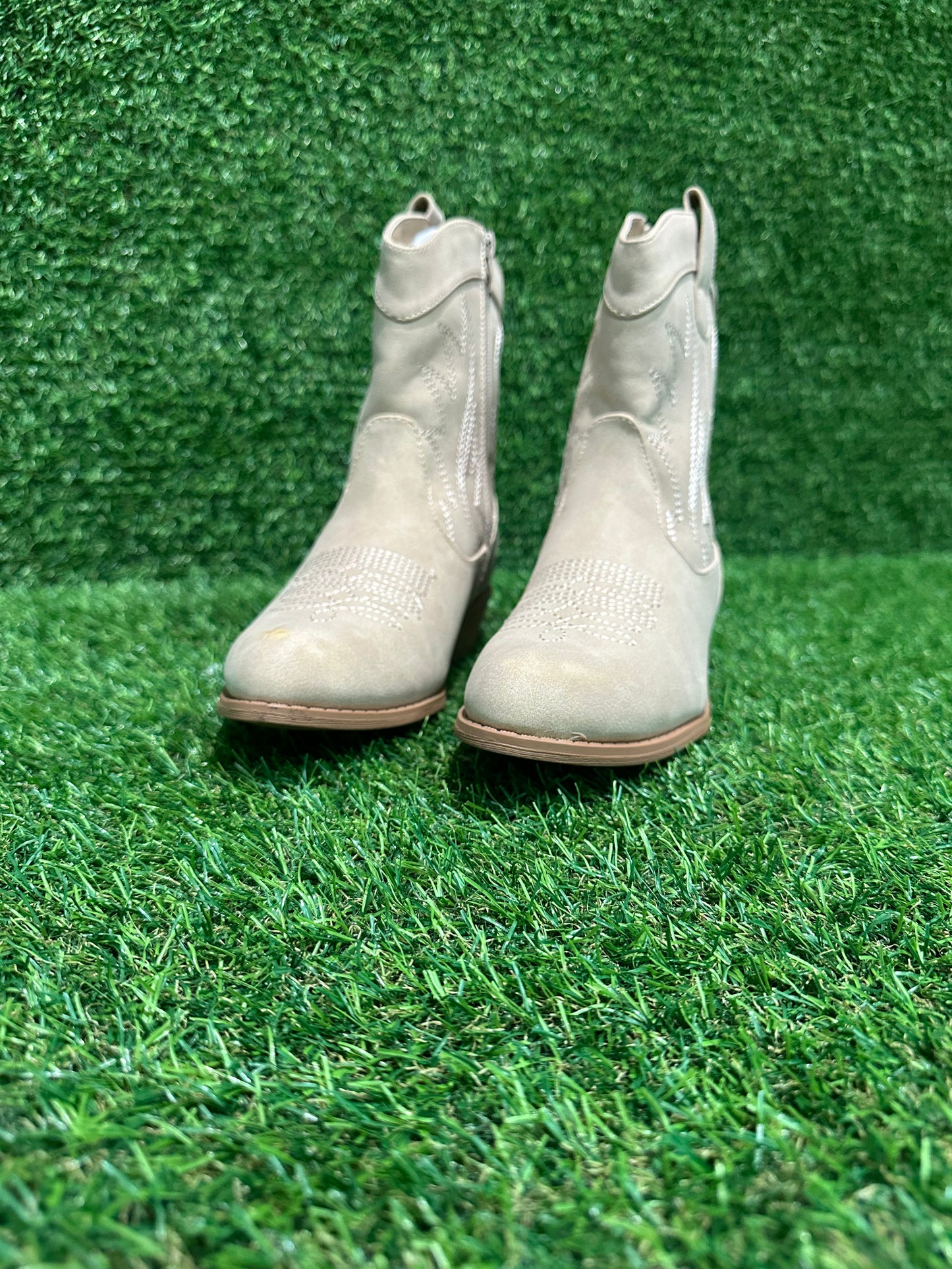 PEPPEP BROWN COWGIRL BOOT SIZE 8