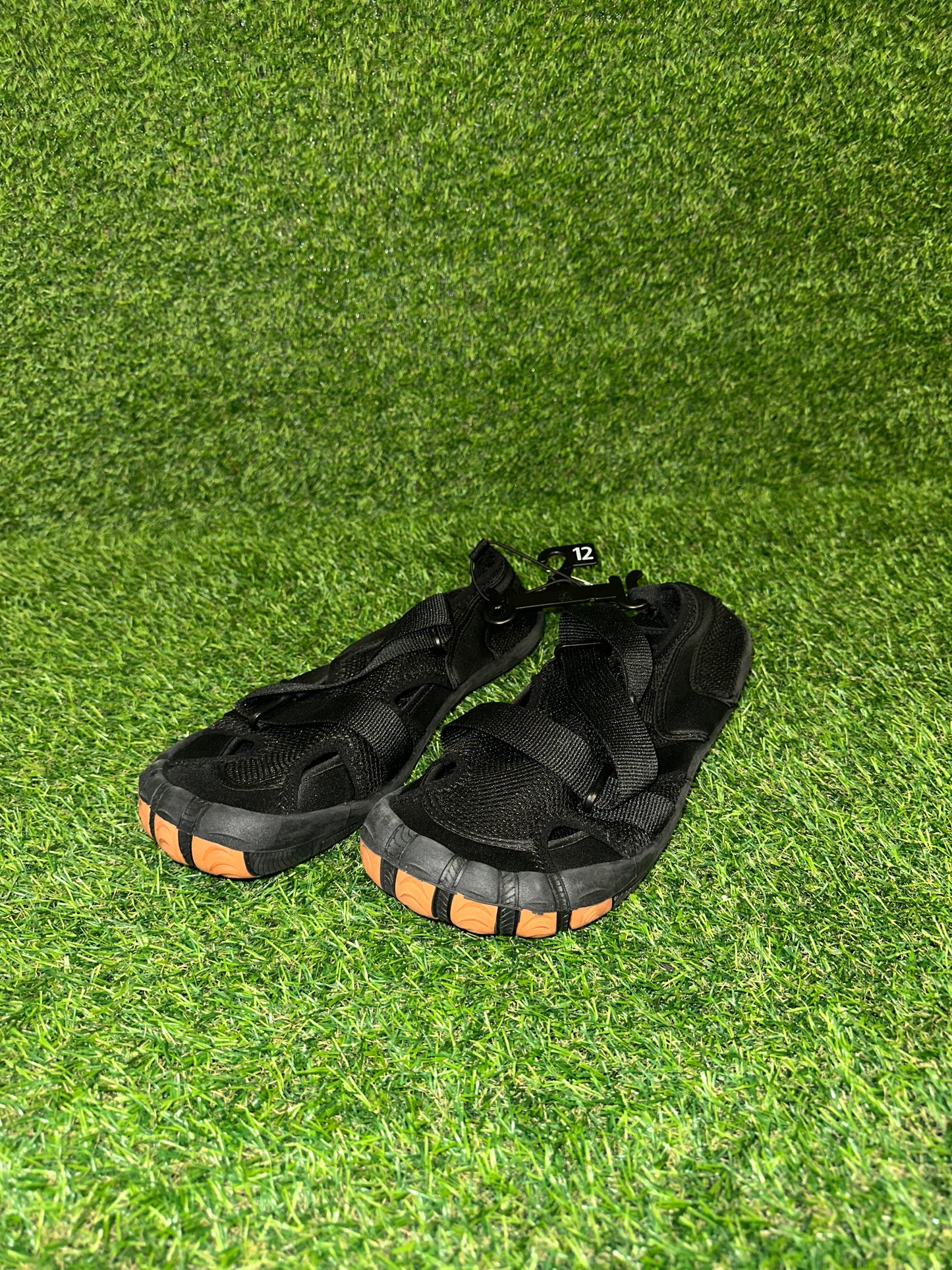 OZARK TRAIL BLACK SANDAL SIZE 12