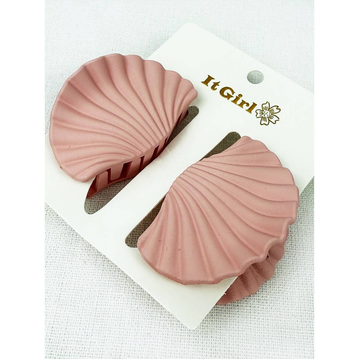 Matte Medium Shell Design Hair Claw
