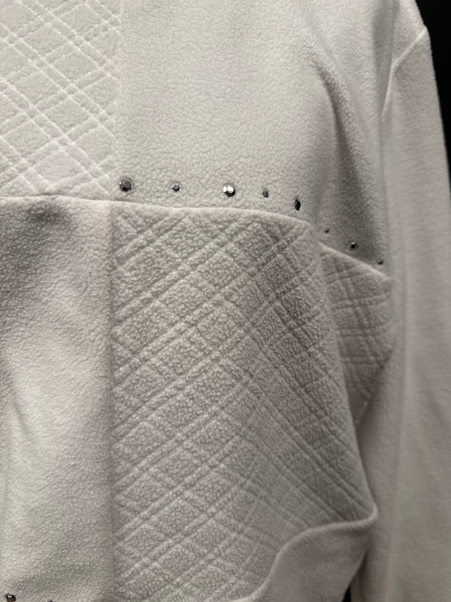 (MEDIUM) Vintage Alfred Dunner Patterned White Fleece Sweater