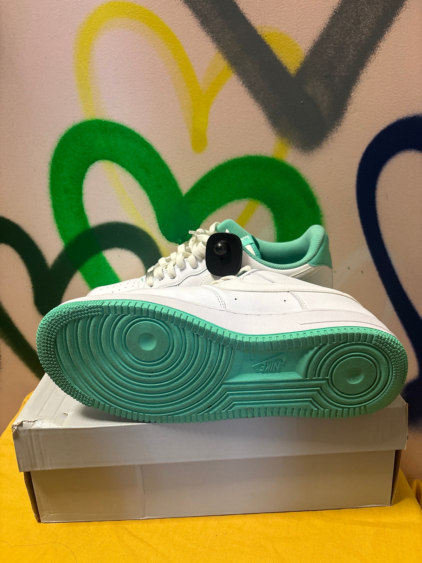 Nike Air Force 1 '07 Men's Shoes in the "White Light Menta" colorway Woman’s 12.5 Men’s 11