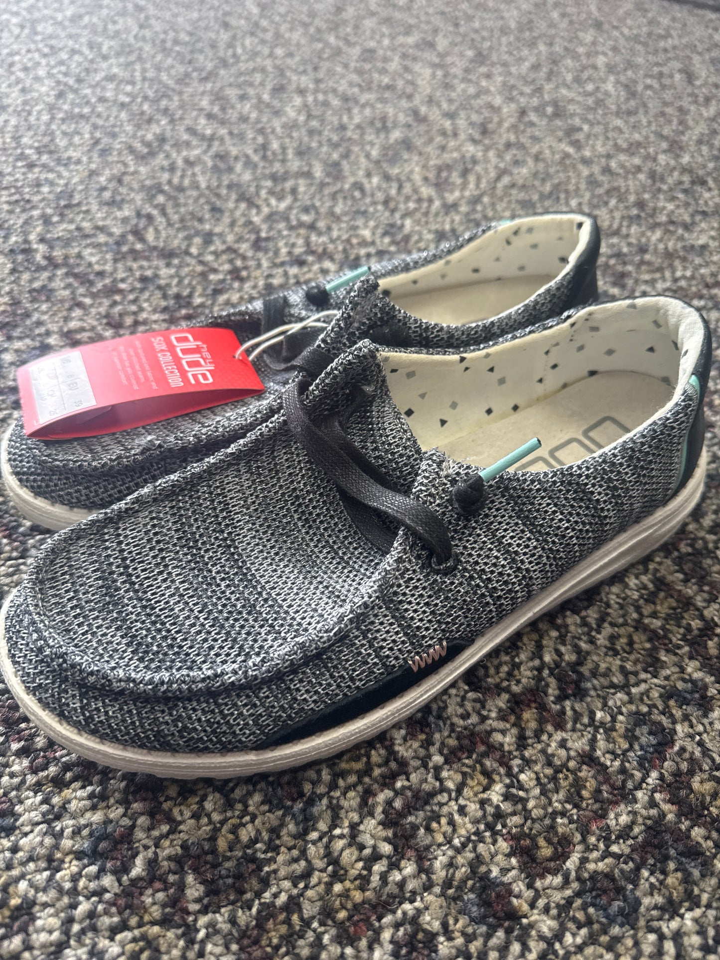 HEY DUDE WENDY SOX SIZE 8 NEW