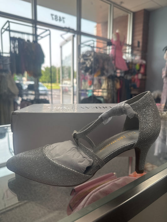 DREAM PARIS GLITTER HEELS SIZE 6.5