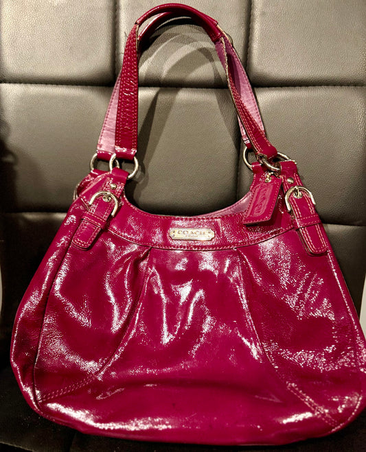 Coach Soho Fuchsia-Colored Patent Leather Hobo Shoulder Bag **AUTHENTICATED**