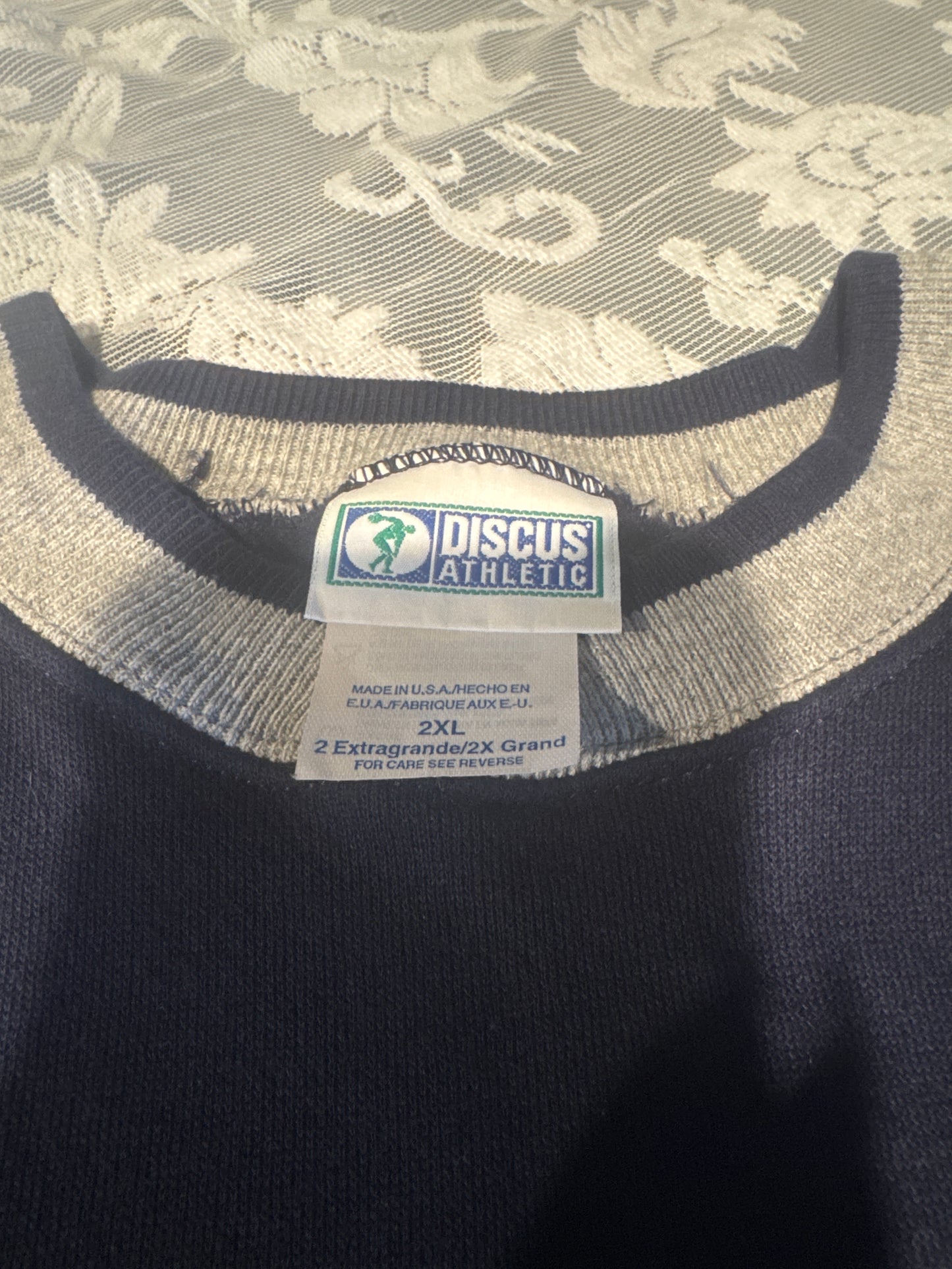 (2XL) Vintage Discuss Athletic Navy Blue With Grey Accents Sweater.