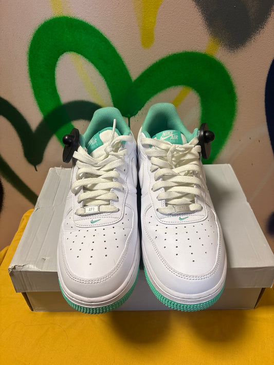 Nike Air Force 1 '07 Men's Shoes in the "White Light Menta" colorway Woman’s 12.5 Men’s 11