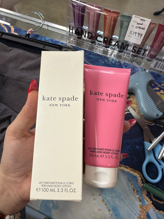 kate spade new york - Perfumed Body Lotion - Women's Scented Lotion - Floral & Fruity - With notes of Strawberry, Rose & Cashmeran - 3.3 Fl Oz **NEW IN BOX**