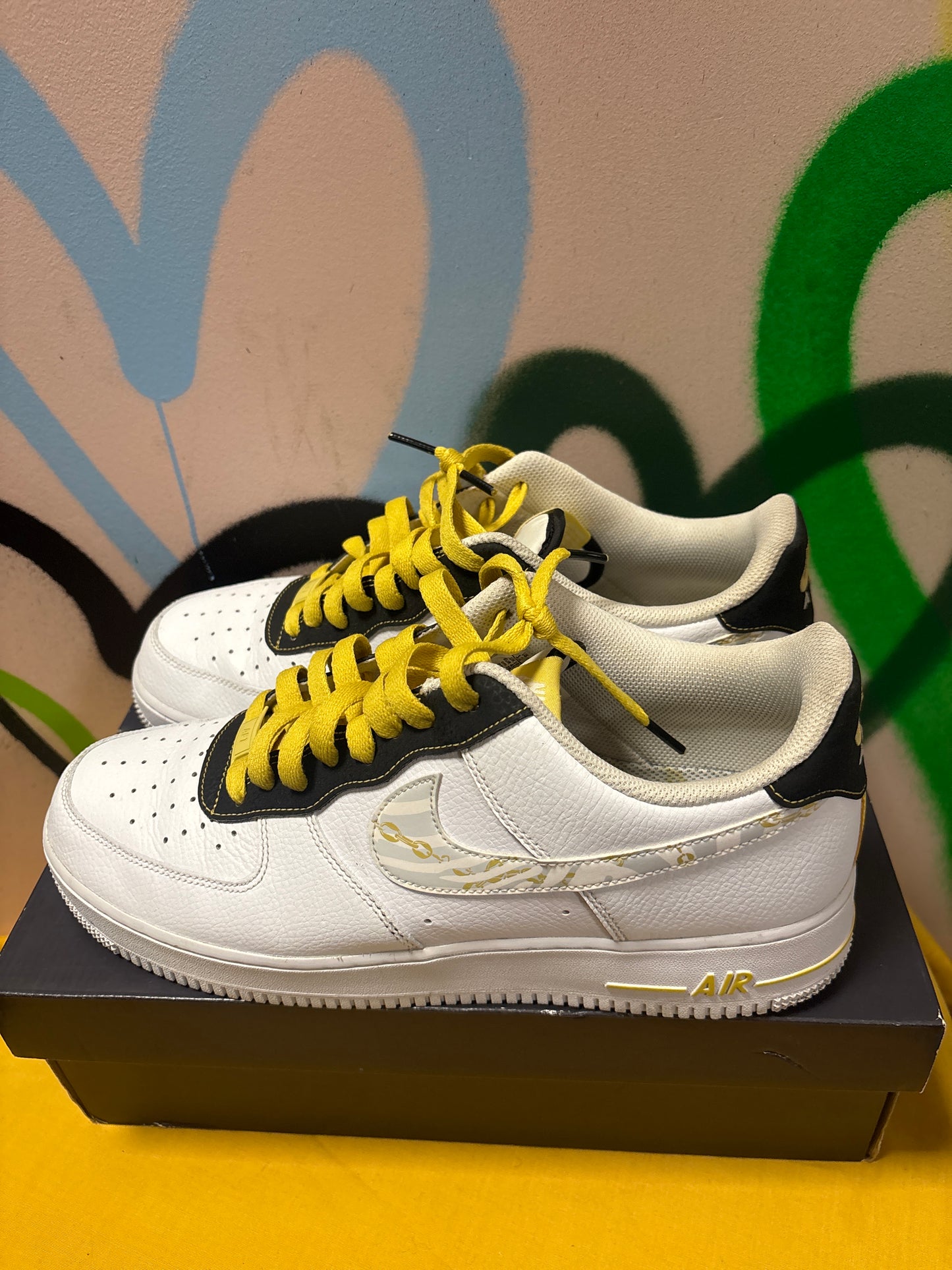 Nike Air Force 1 Low "Gold Link Zebra" Mens Size 11 Black Womens 12.5