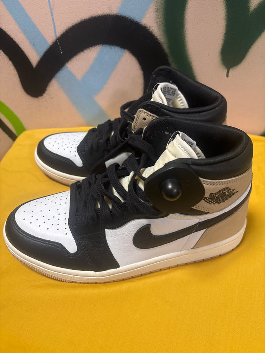 Nike Air Jordan 1 Retro High OG "Latte" Size 13 men