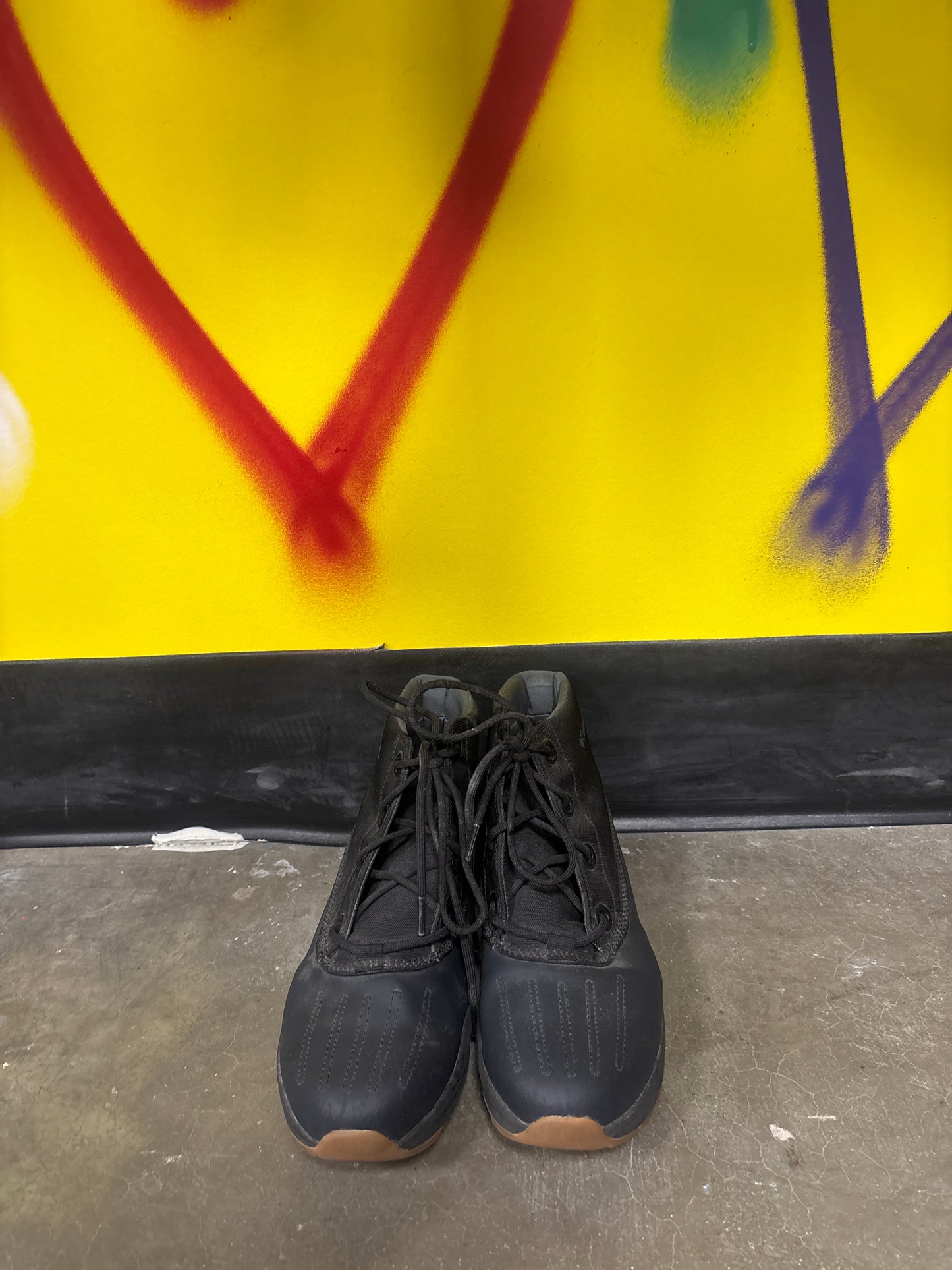 Size 9.5 Columbia Men’s Boots