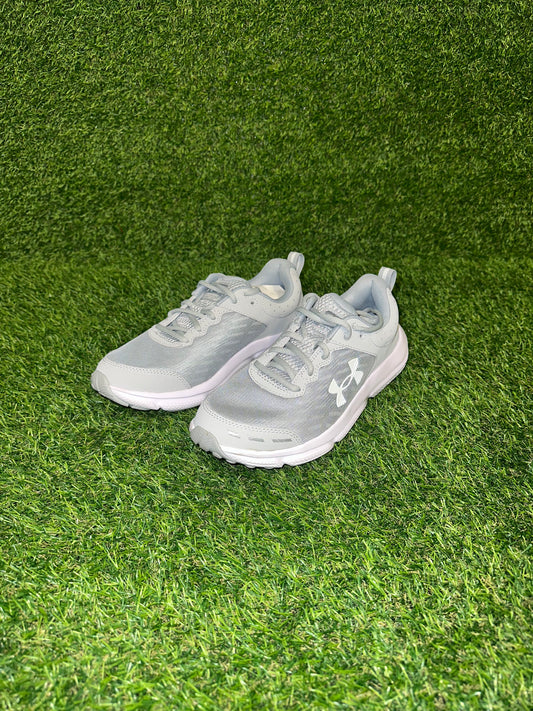 UNDER ARMOUR RUNNING SHOE SIZE 7.5