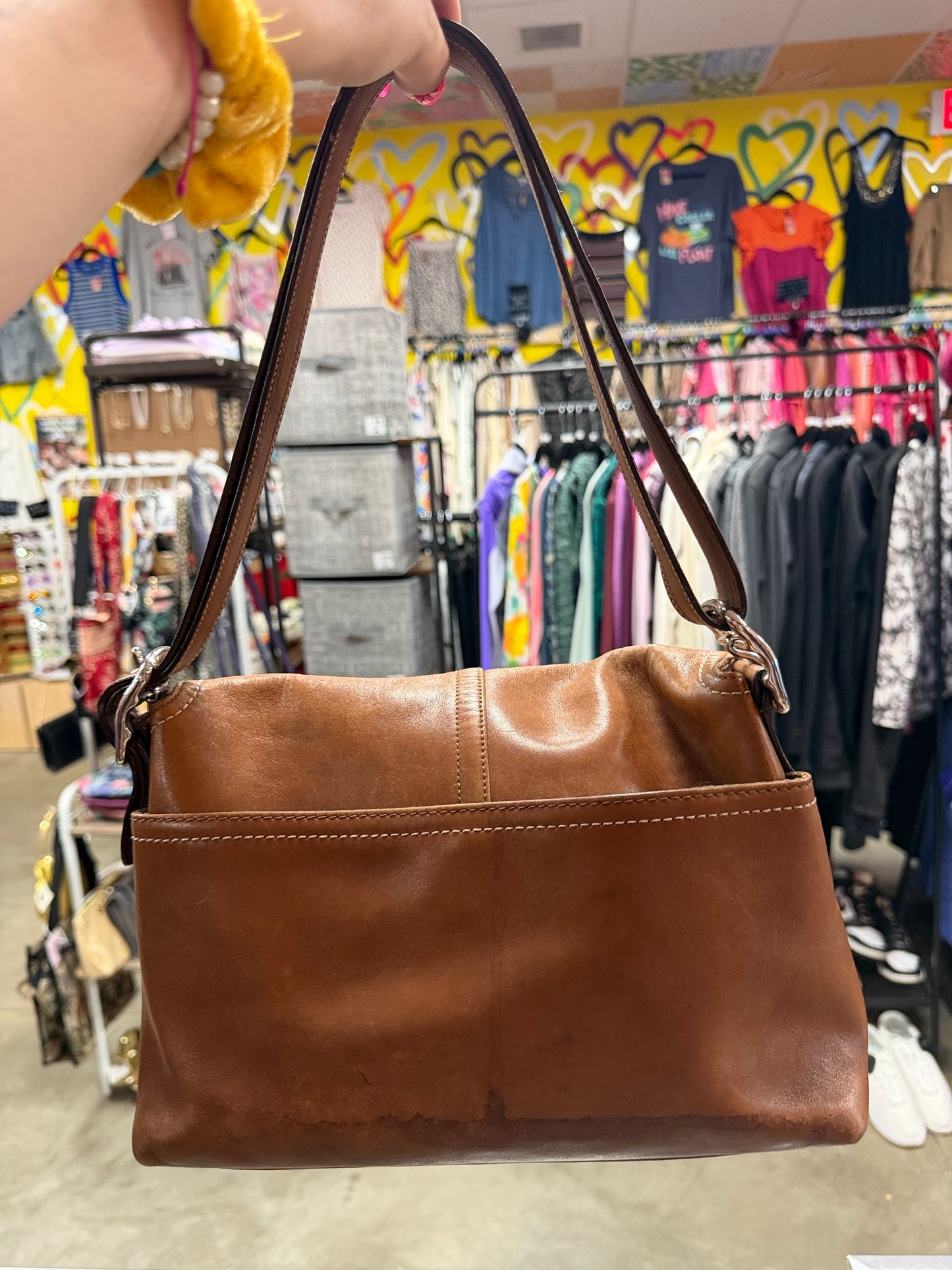 Coach Vintage Hampton Cognac Leather Shoulder Bag **AUTHENTICATED**