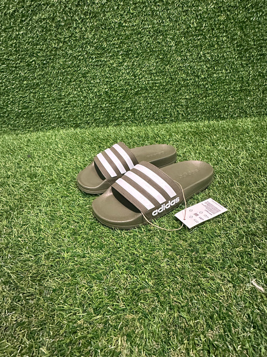 ADIDAS GREEN SLIDES SIZE 5