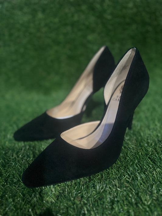 VINCE CAMUTO BLACK POINTY HEEL SIZE 8