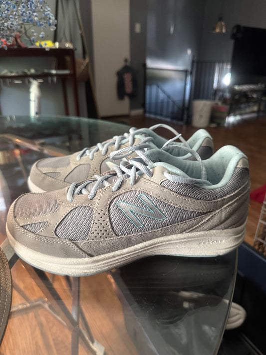 New Balance 877 Gray Suede Walking Shoes Sneakers Womens 9.5
