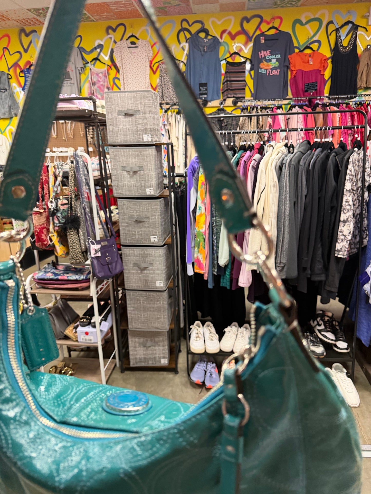 Coach Dalton Aqua Teal Patent Leather Shoulder Handbag With Both Straps **AUTHENTICATED**