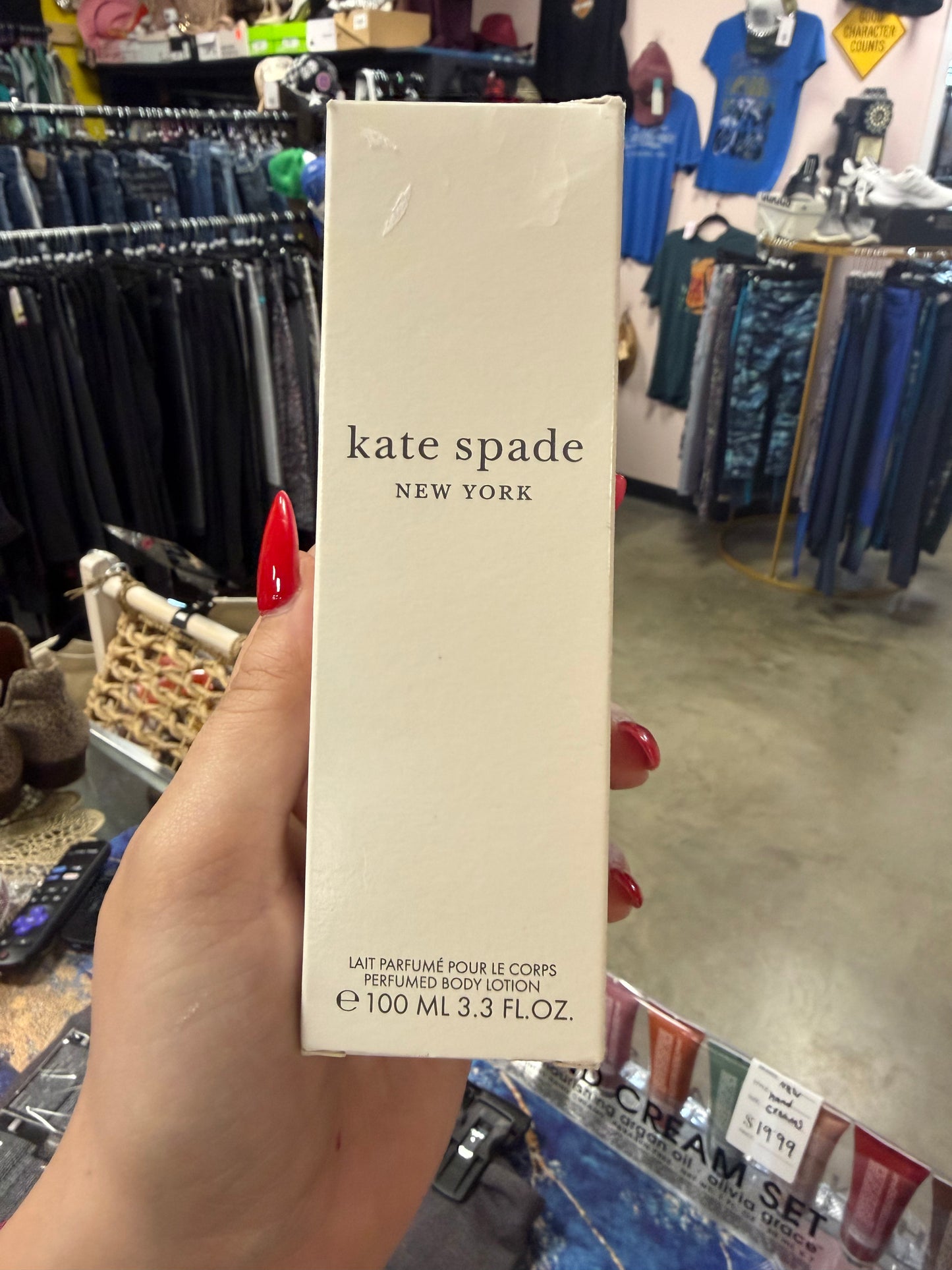 kate spade new york - Perfumed Body Lotion - Women's Scented Lotion - Floral & Fruity - With notes of Strawberry, Rose & Cashmeran - 3.3 Fl Oz **NEW IN BOX**