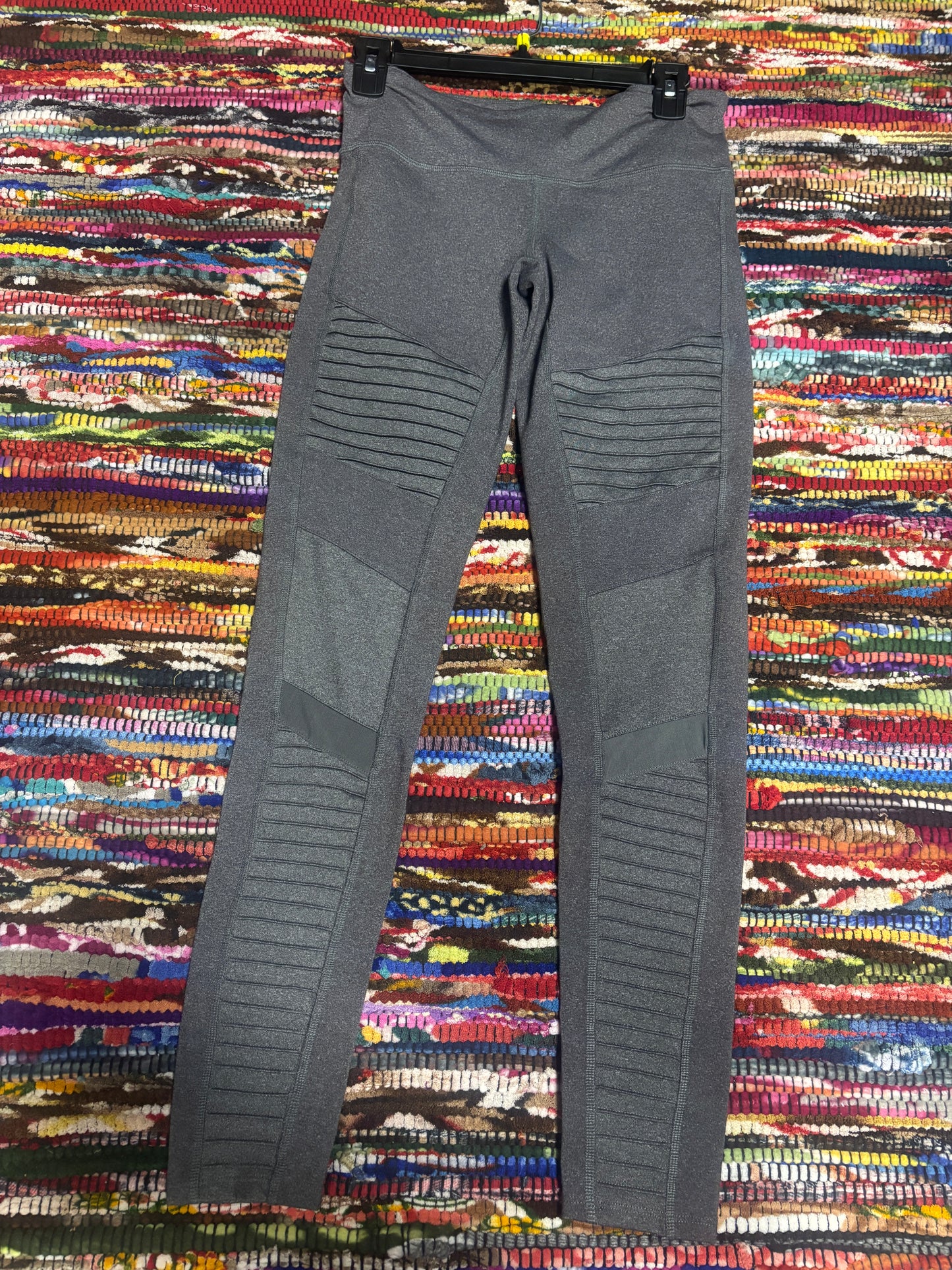 Alo Leggings Womens M Medium Gray High Waist Athletic Stretch Pull On Yoga Moto