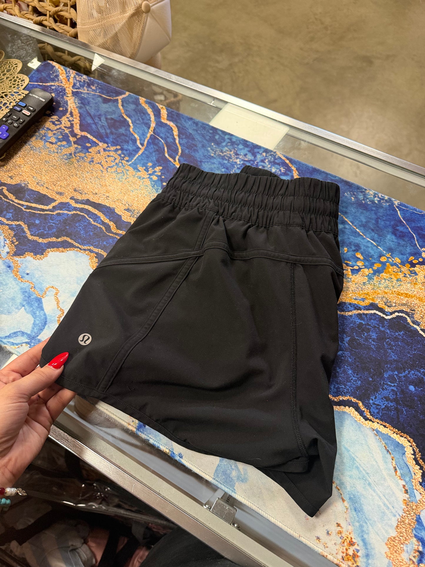 (SIZE 10) Lululemon Tracker V Shorts Black Athleisure Gym Performance Running