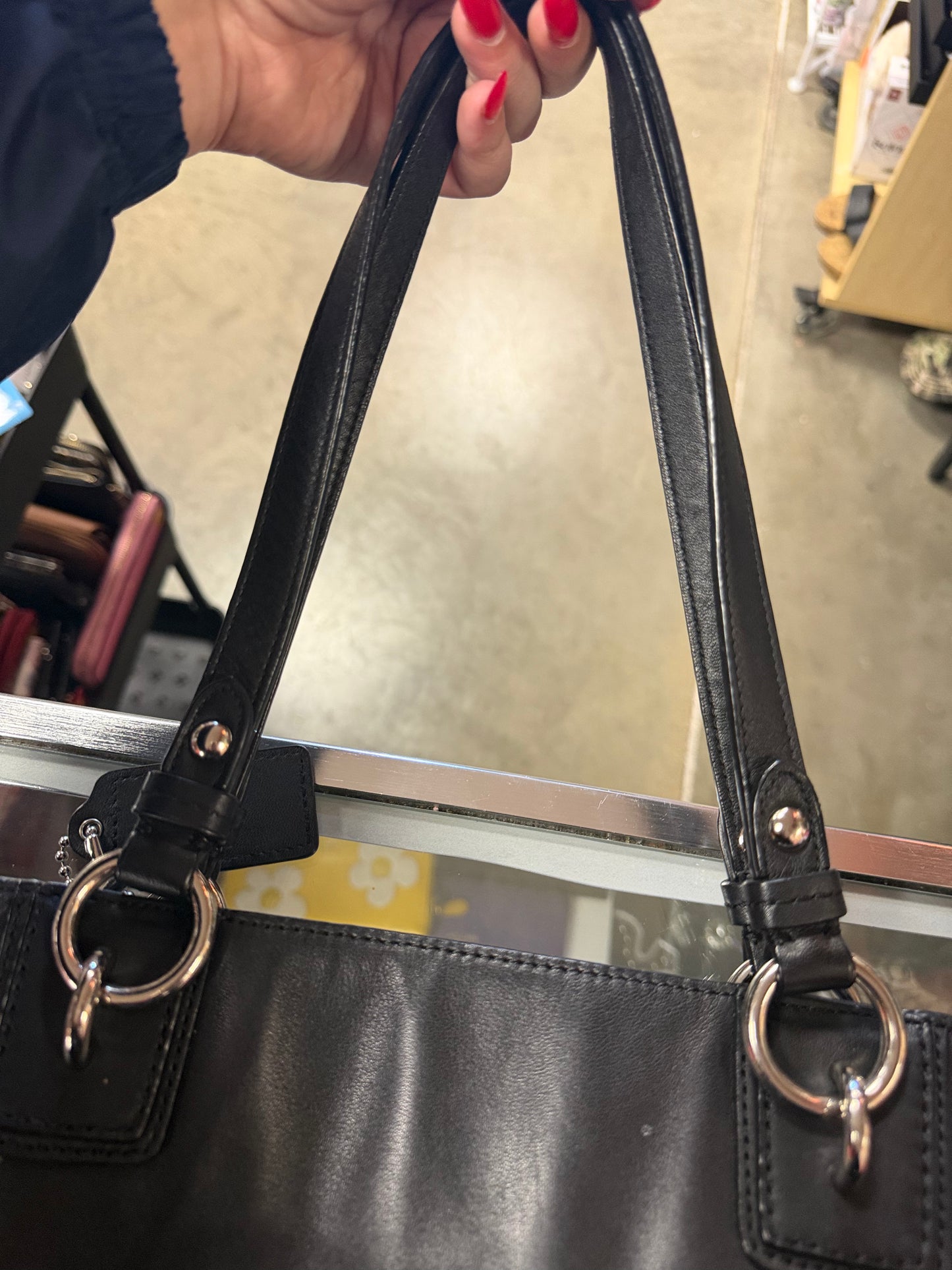 Coach Gallery Blk Leather North South Tote Shoulder Bag Side Zips (F19456) **AUTHENTICATED**