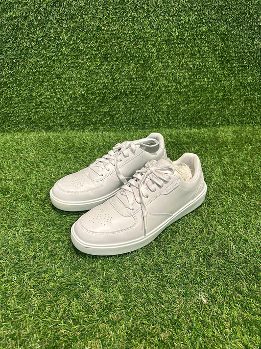 COLE HAAN WHITE SNEAKER SIZE 10