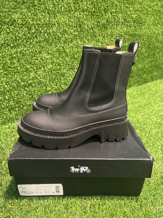 COACH BOOTS BLACK SIZE 6.5