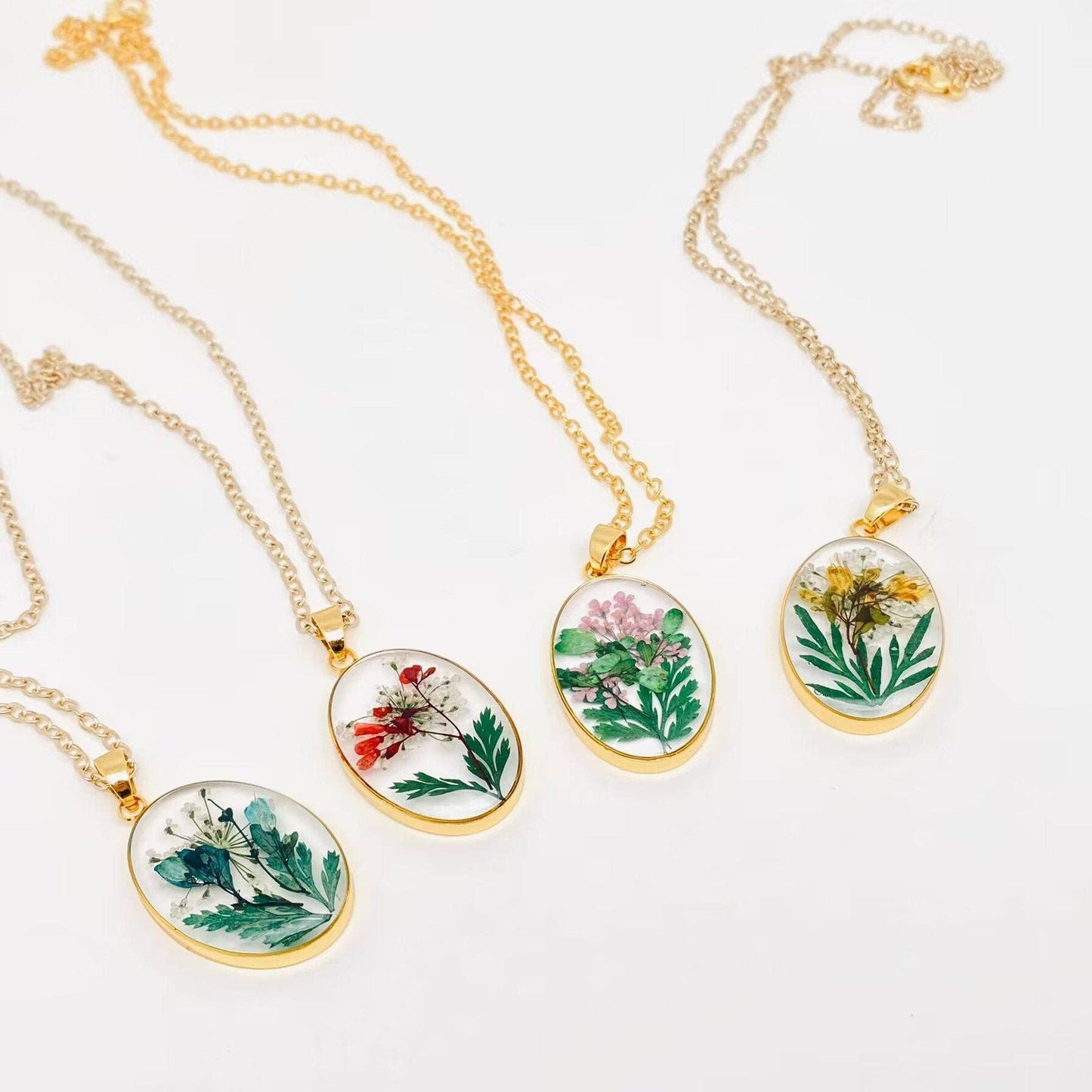 Pressed Dried Flowers Oval Pendant Necklace
